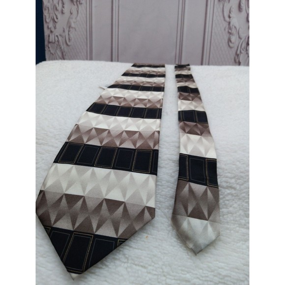 NWT Di Moggio Mens Premium Tie Pure Silk Handmade Smooth Brown/Beige MSRP $30 EC - Picture 10 of 15